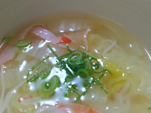 簡単！白菜とカニかまの中華スープ